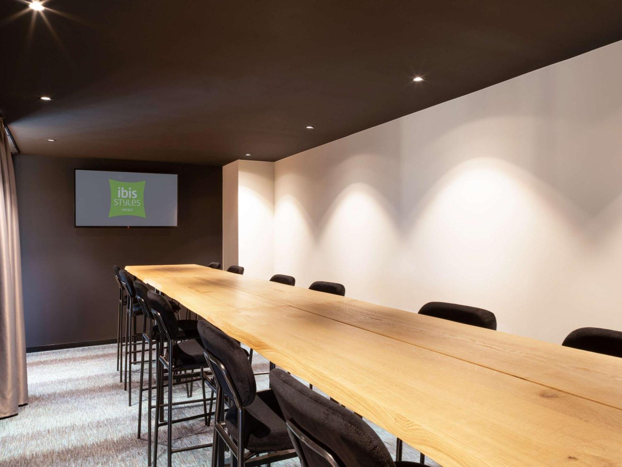 Ibis Styles Miramas Ξενοδοχείο Εξωτερικό φωτογραφία