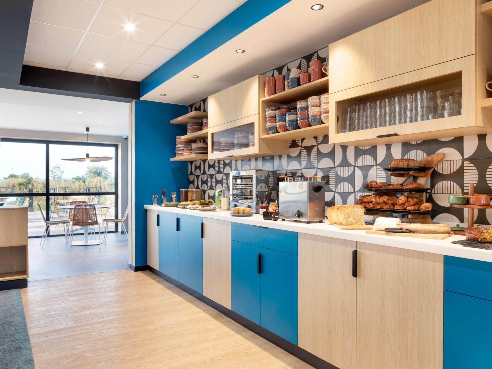 Ibis Styles Miramas Ξενοδοχείο Εξωτερικό φωτογραφία